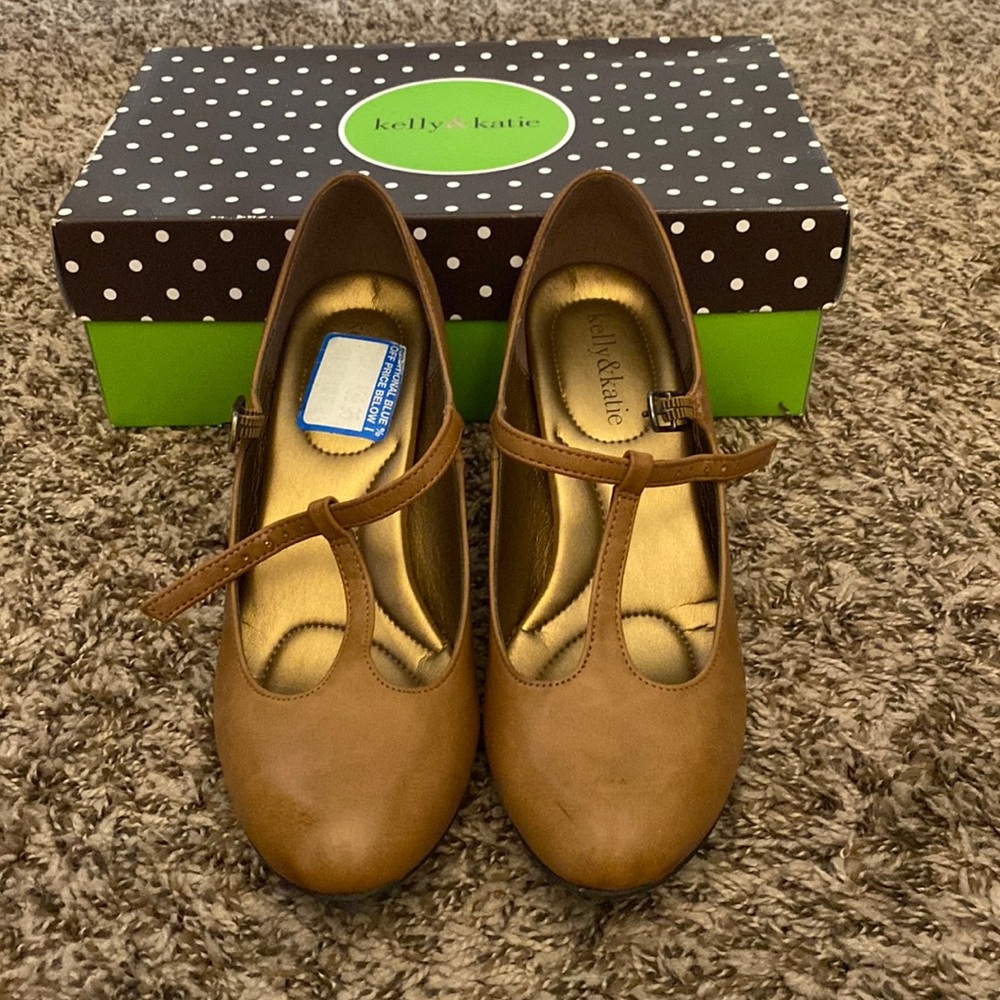 NWB Kelly & Katie Heels